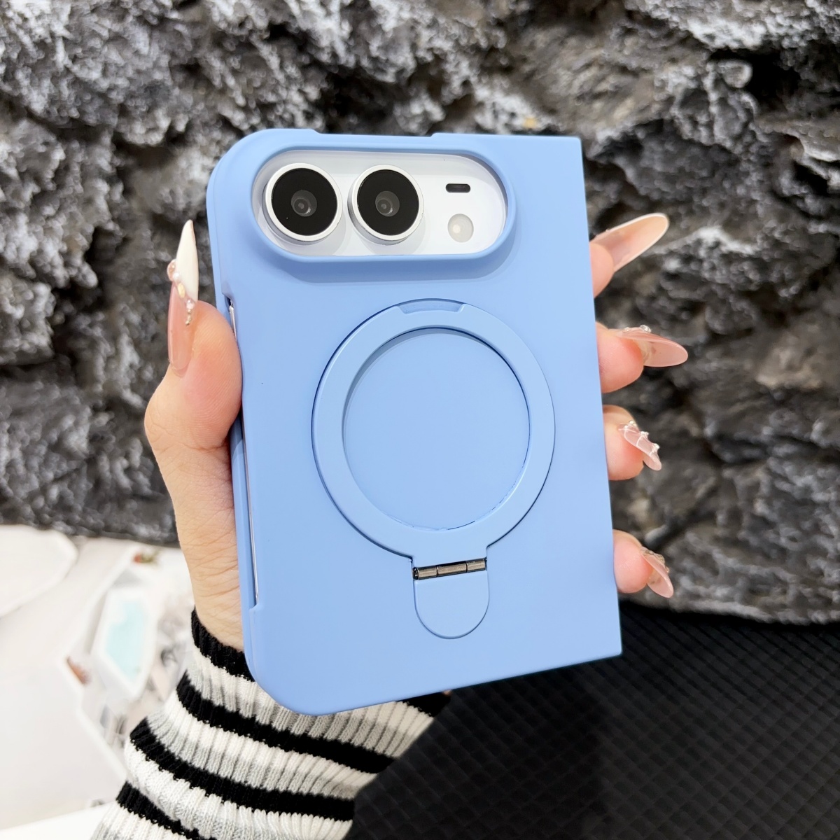 ที่วางโทรศัพท์แบบมีพื้นผิวคล้า - Magnetic Charging Stand บทวิจารณ์และราคา