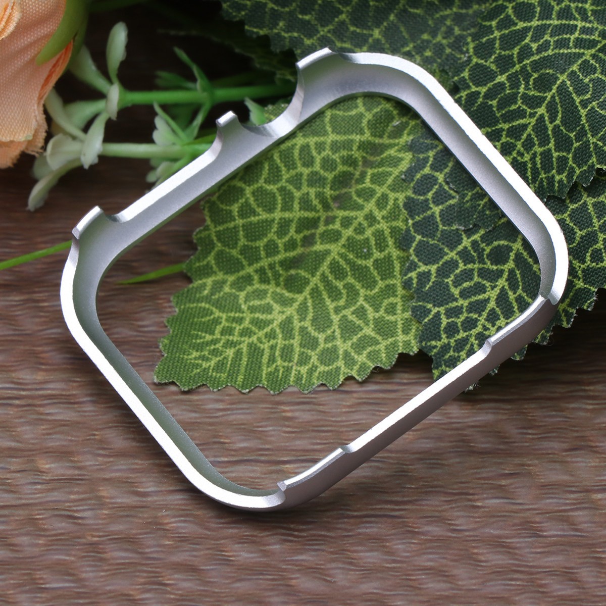 กรอบนาฬิกาอะลูมิเนียมอัลลอยขนา - Watch Case Bumper บทวิจารณ์และราคา
